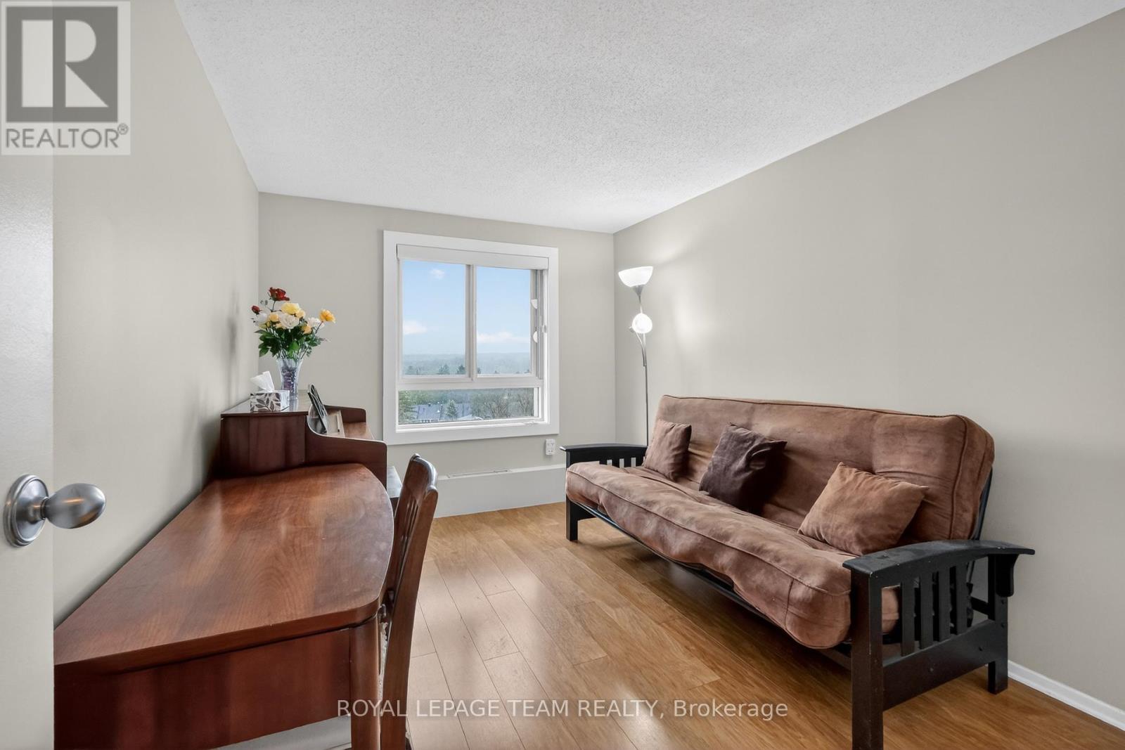 #714 960 TERON ROAD - 43