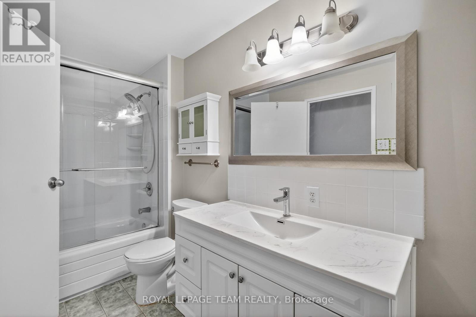 #714 960 TERON ROAD - 47