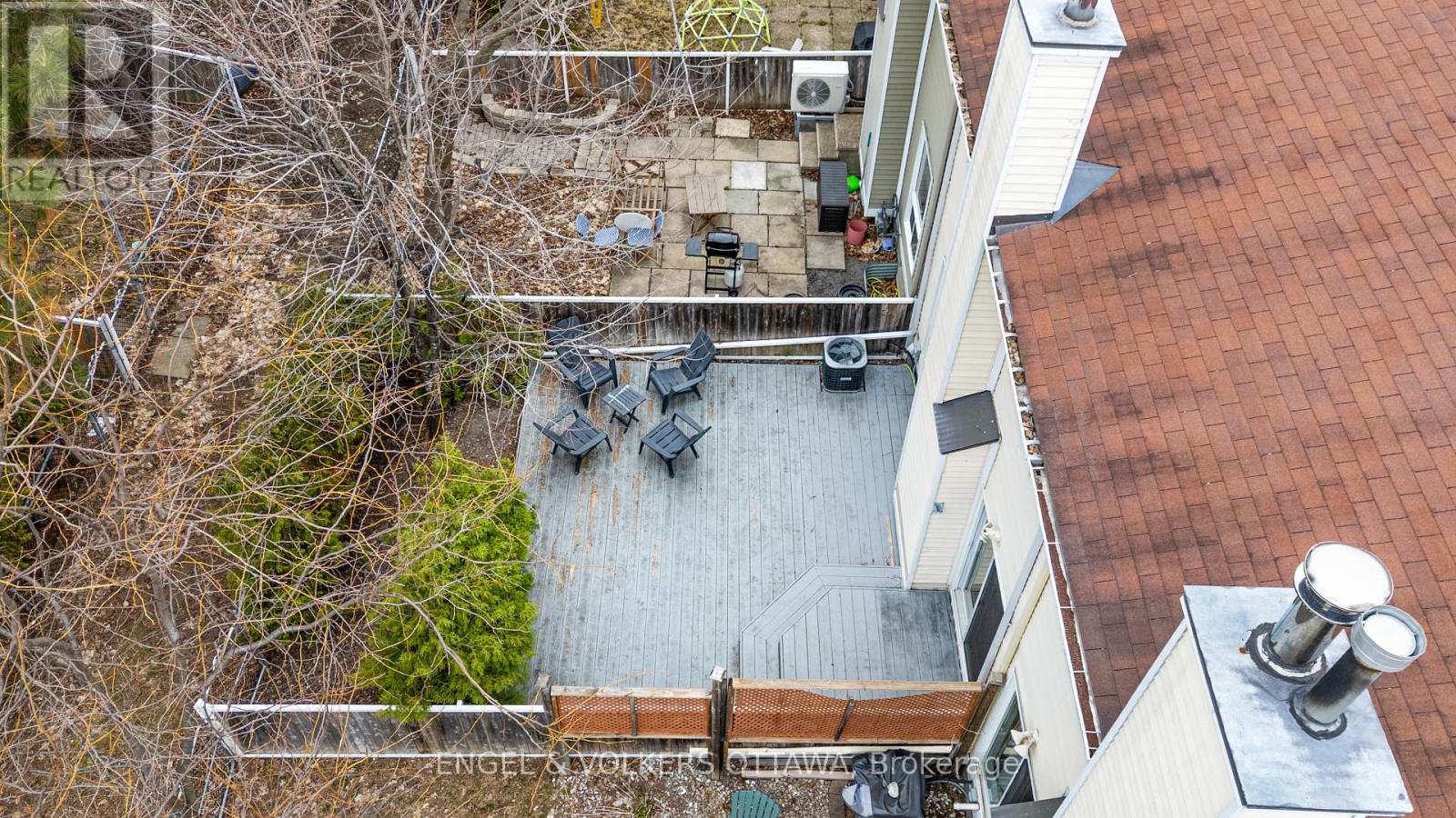 1152 DES FORETS AVENUE - 36
