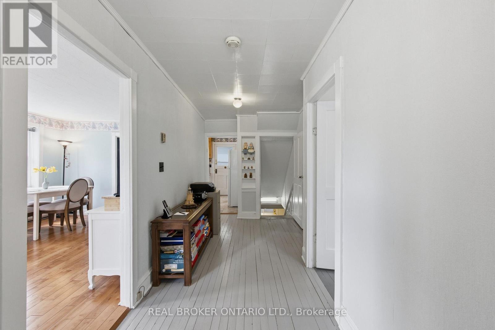 216 THOMAS STREET - 22