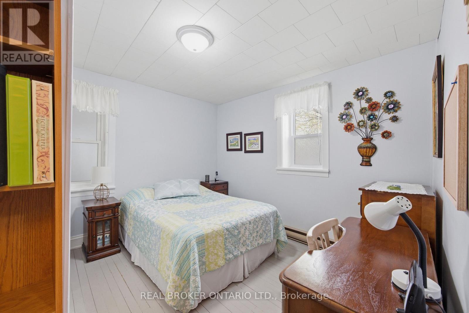 216 THOMAS STREET - 27