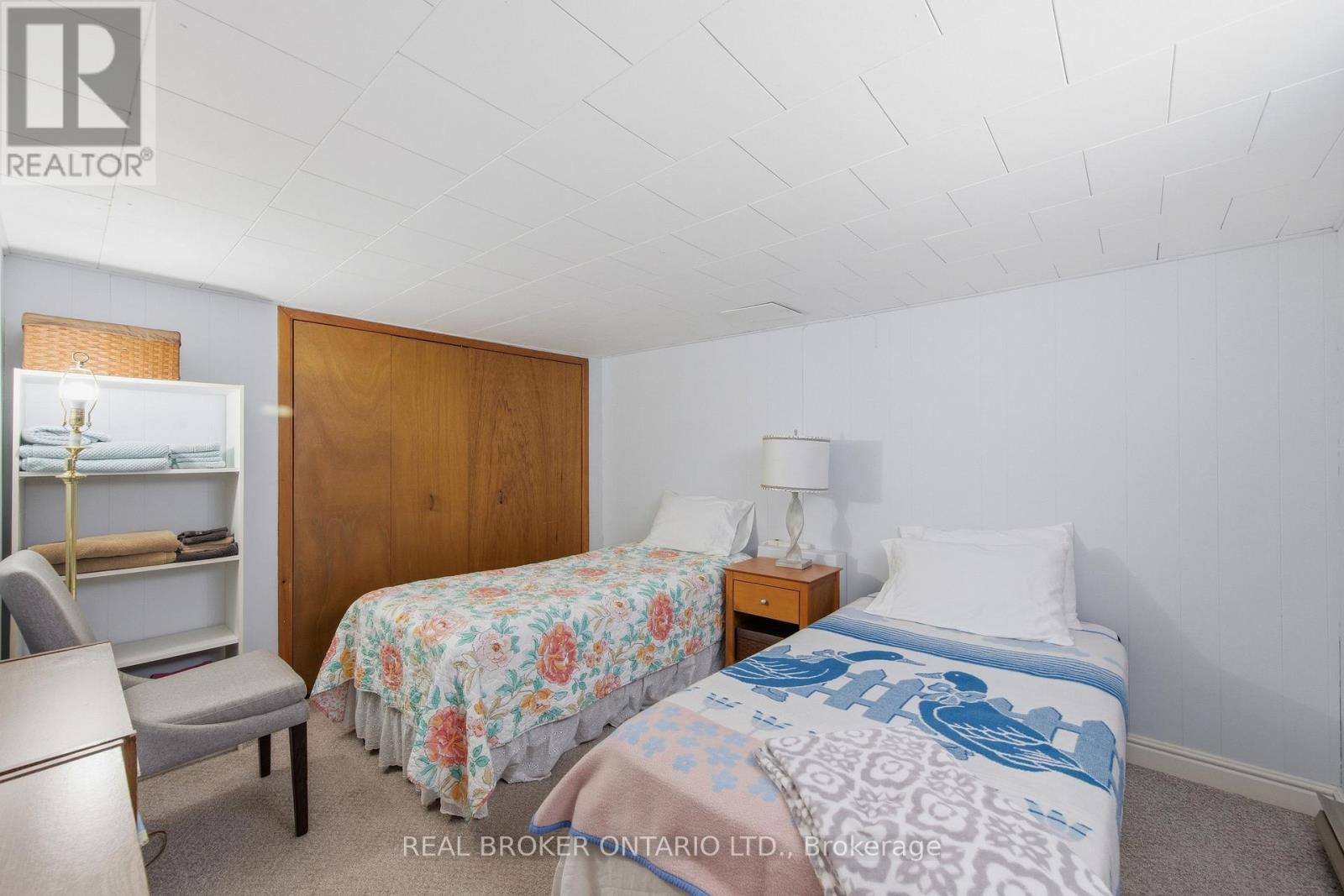 216 THOMAS STREET - 35