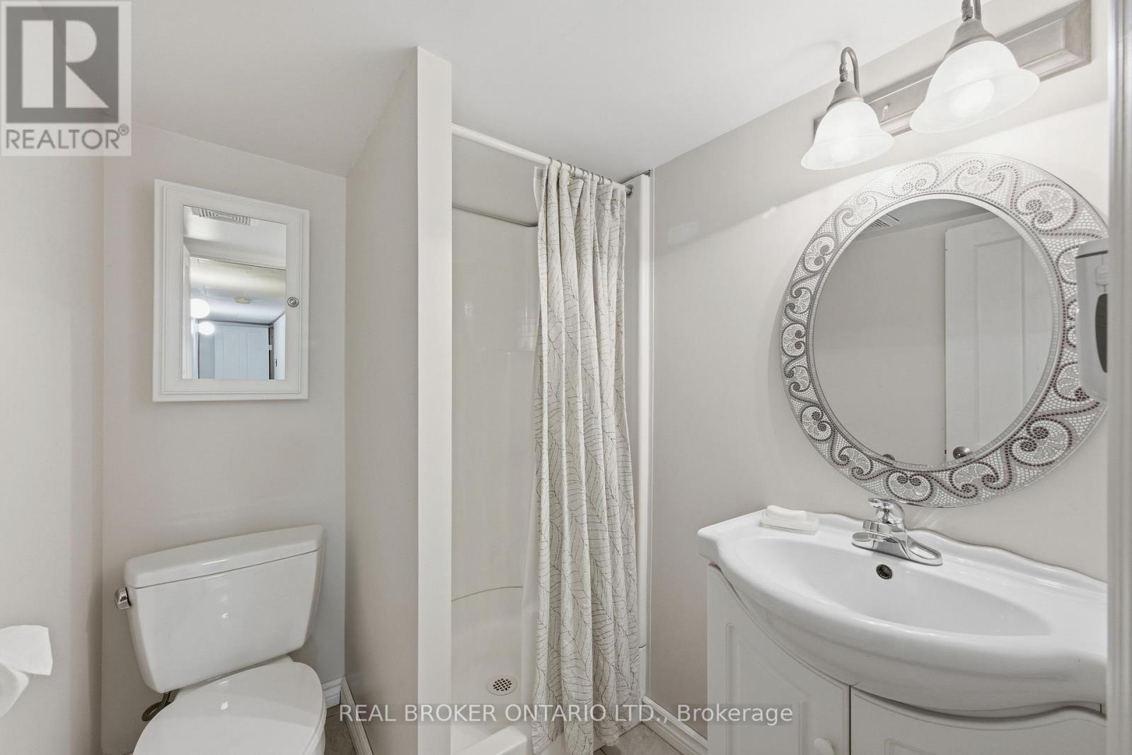 216 THOMAS STREET - 38