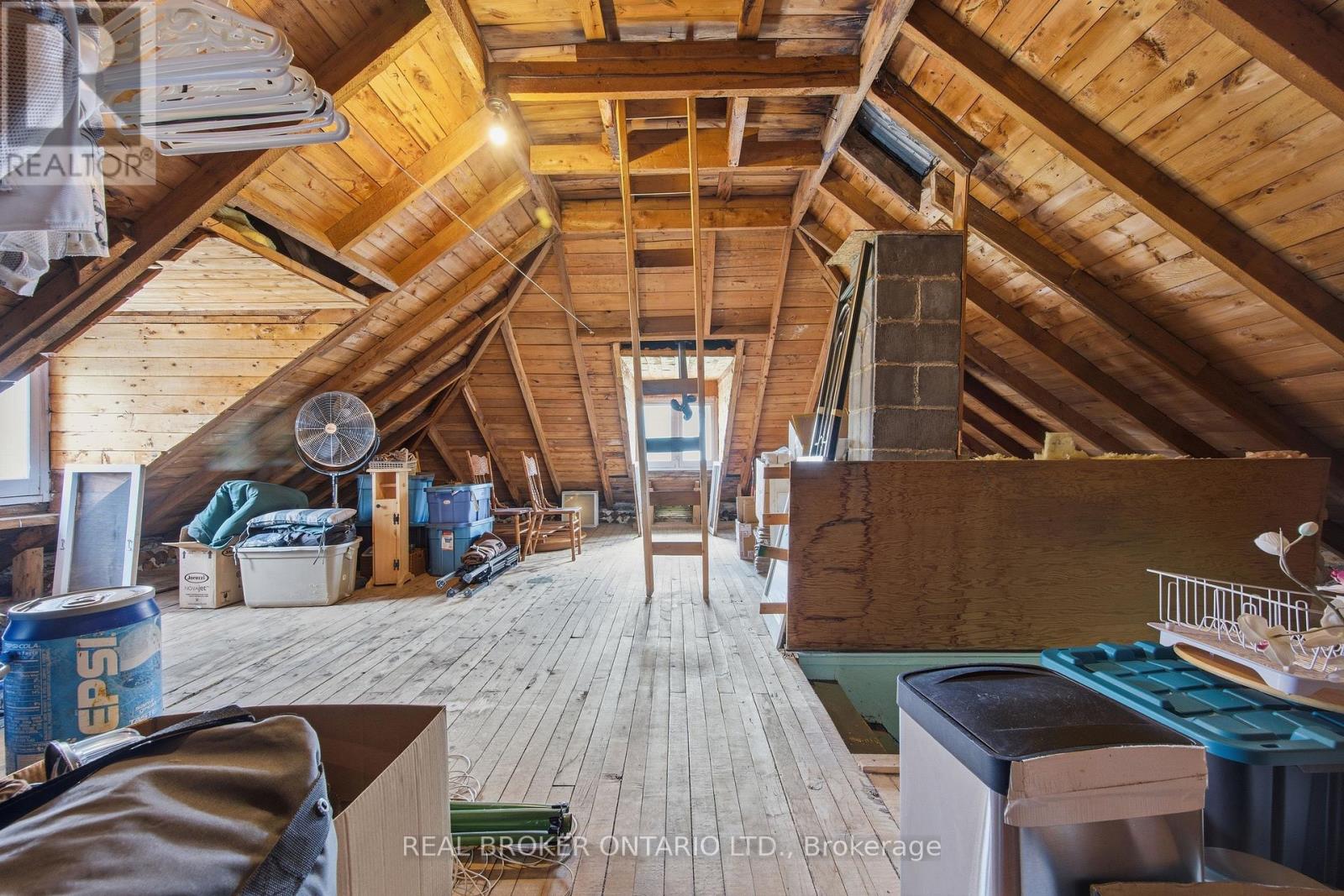 216 THOMAS STREET - 41