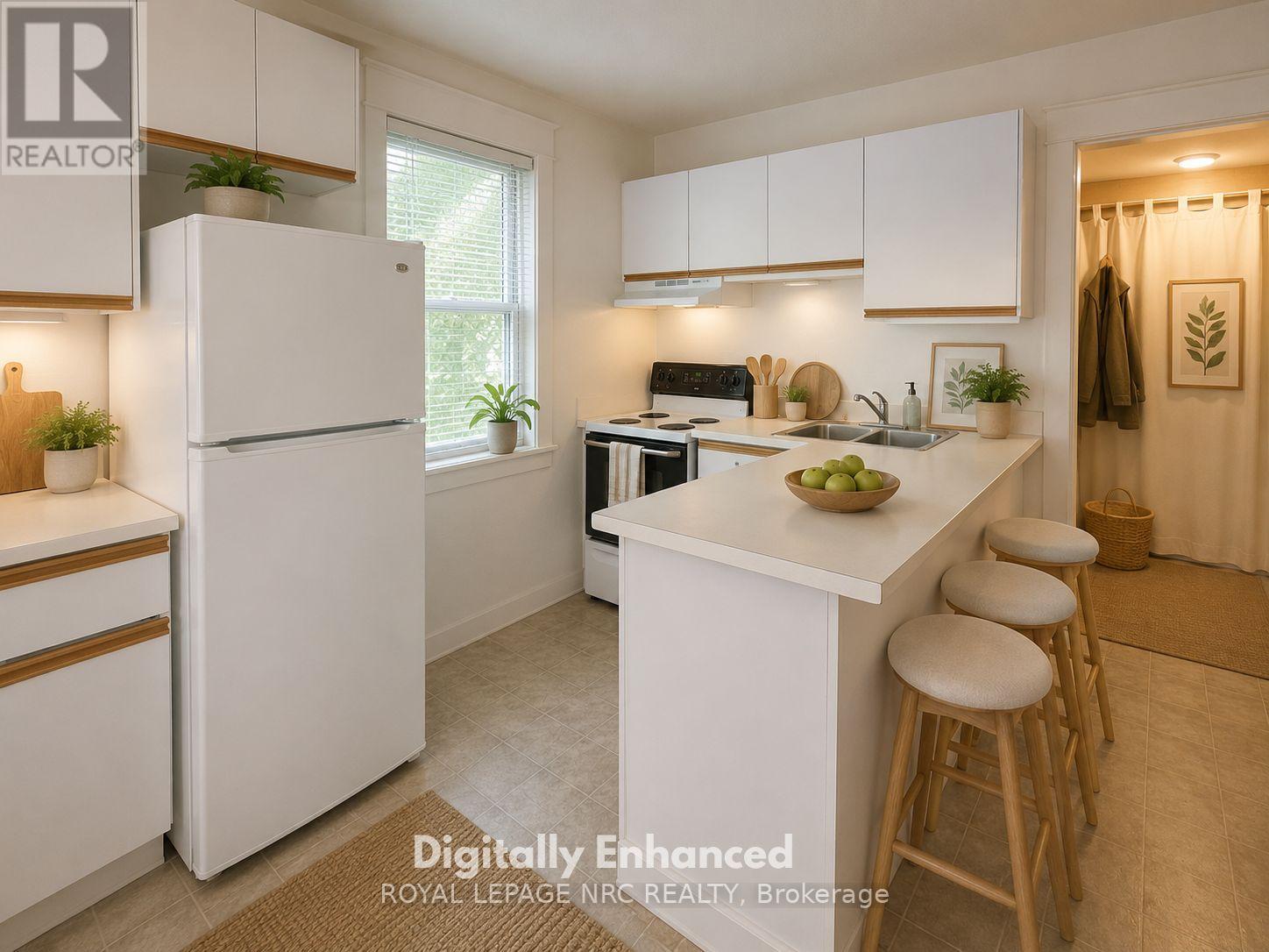 39 MANCHESTER AVENUE - 7