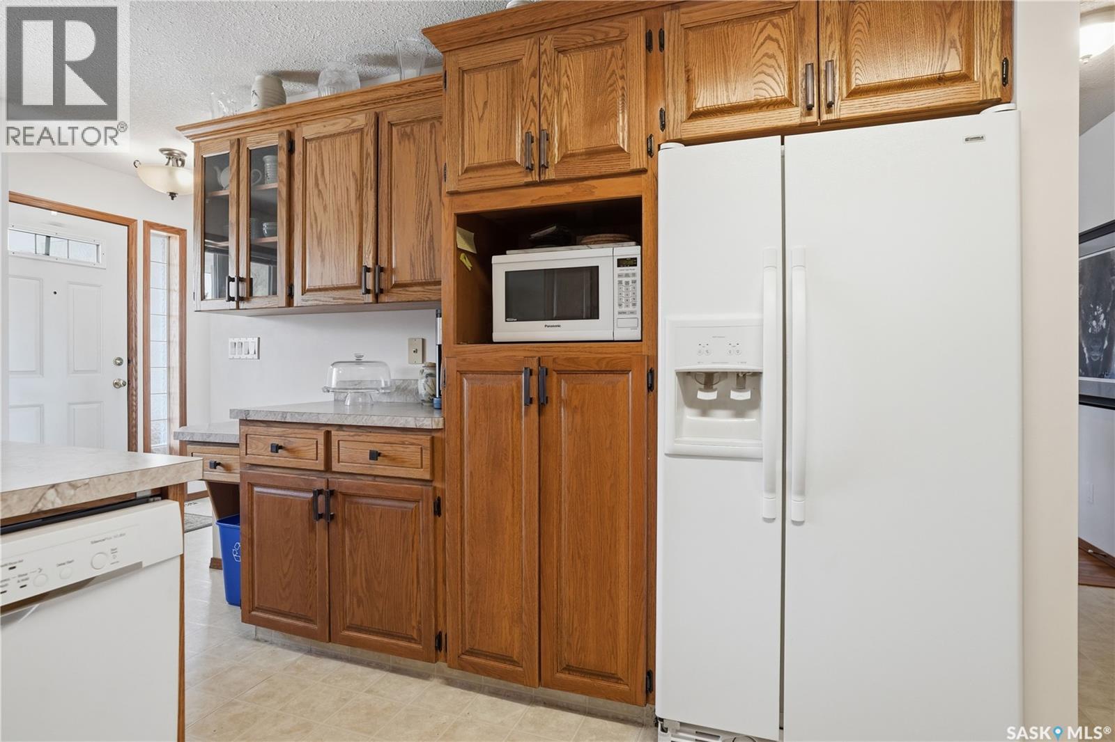 403 Willow BAY - 13