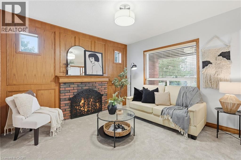 507 QUEENSDALE Avenue E - 11