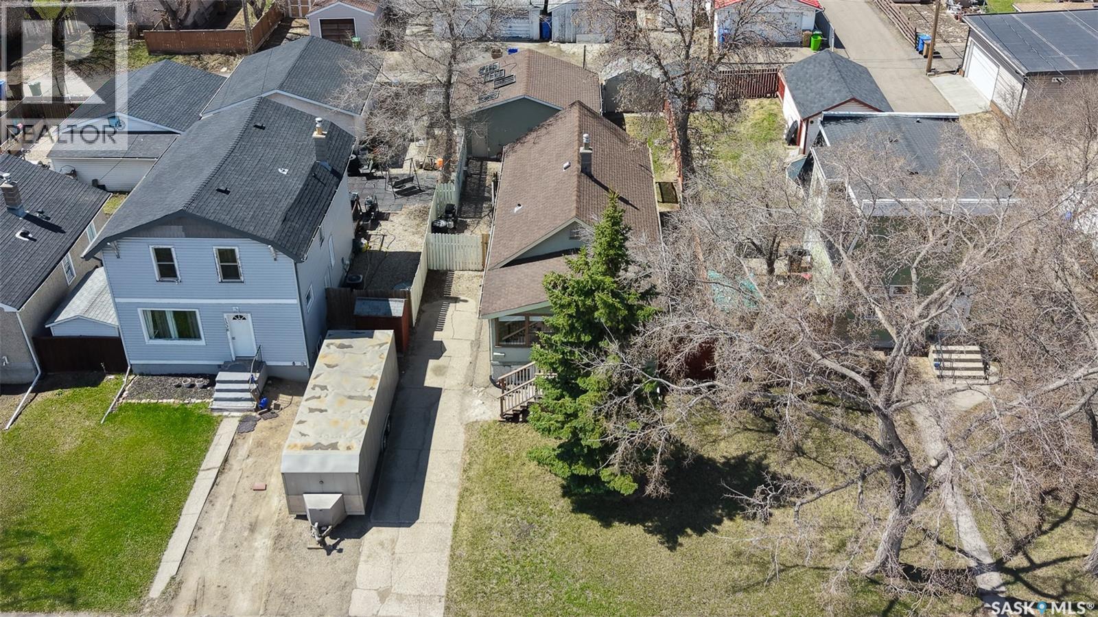 1330 Alexandra STREET - 42