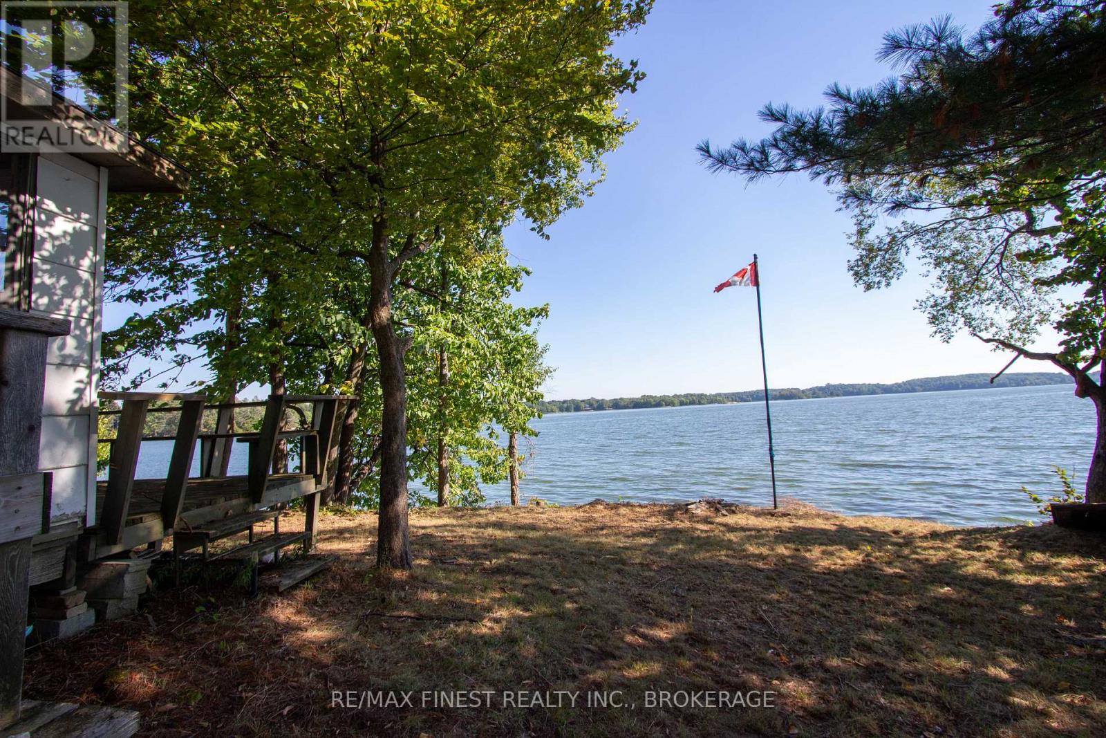 4049 HIAWATHA LANE - 12