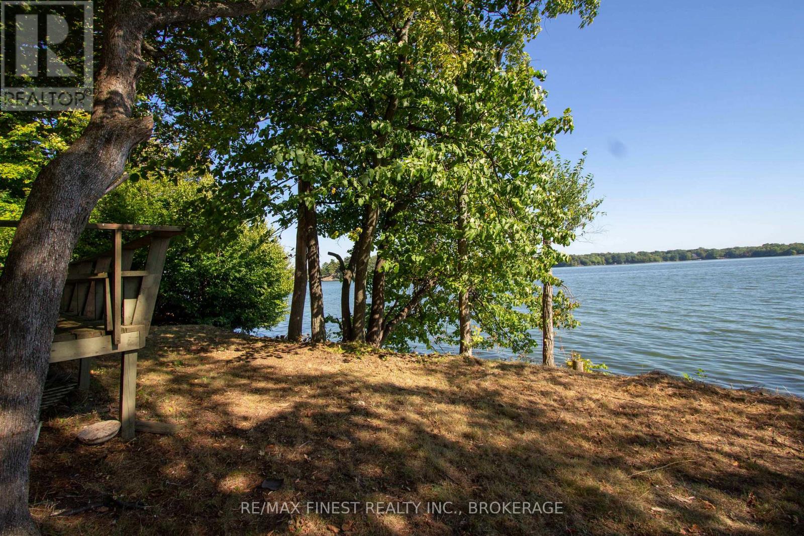 4049 HIAWATHA LANE - 16