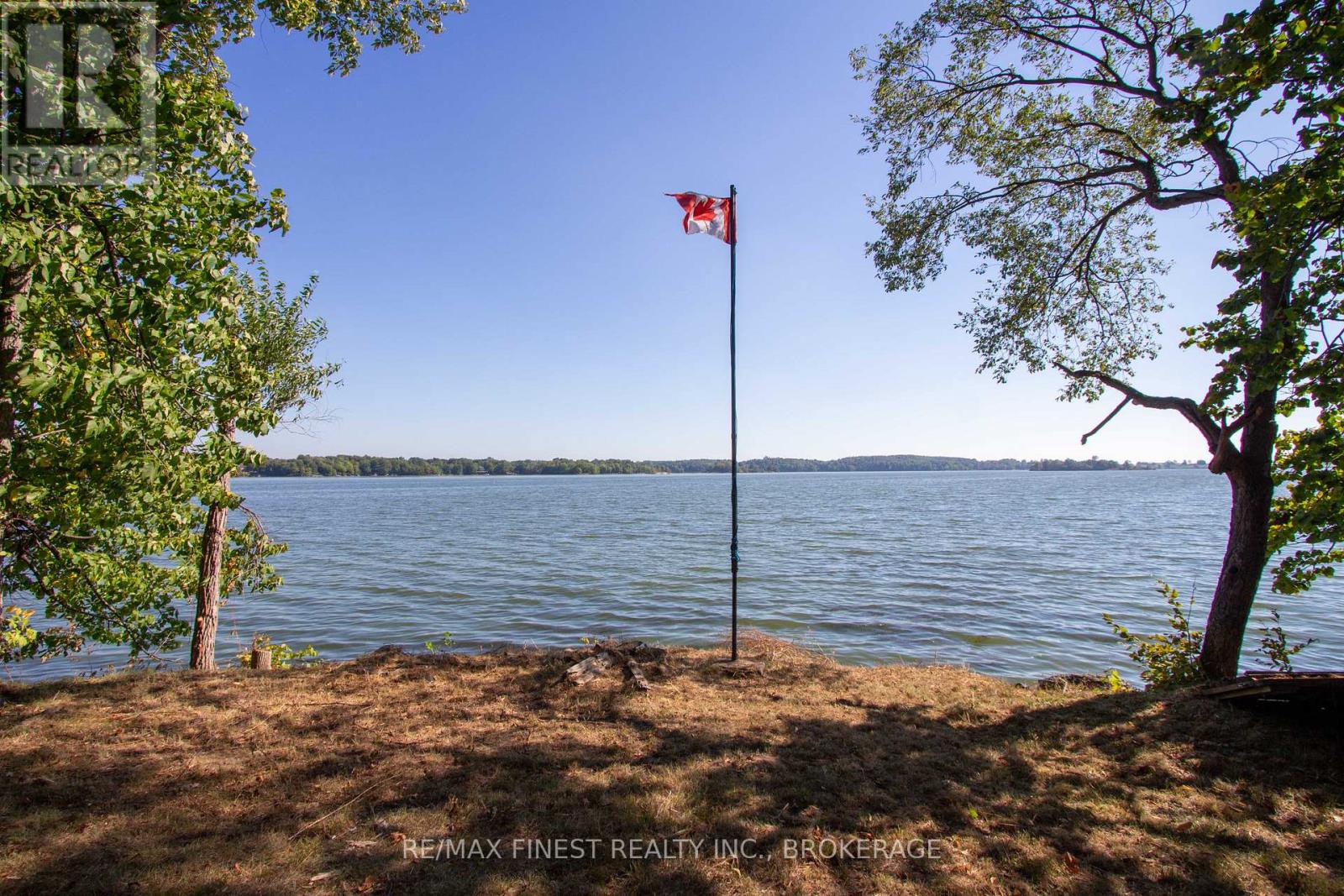 4049 HIAWATHA LANE - 9
