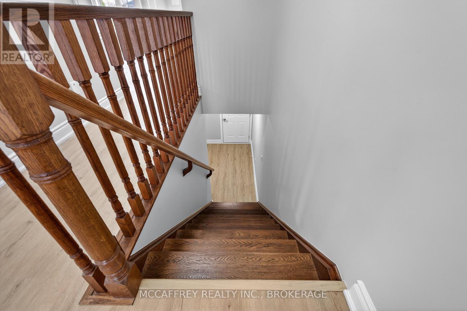 25 KANVERS WAY - 26