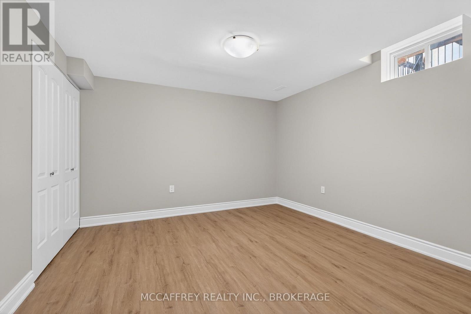 25 KANVERS WAY - 38
