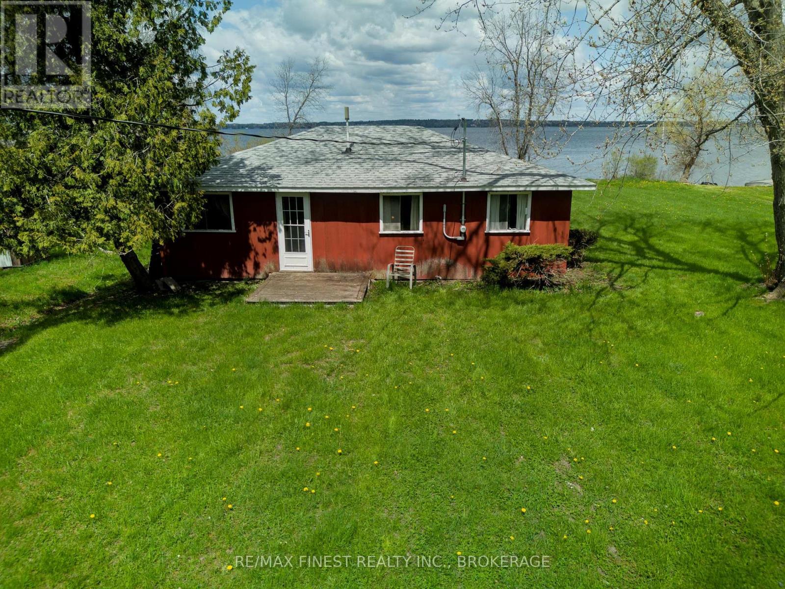 9300 FRONT ROAD - 12