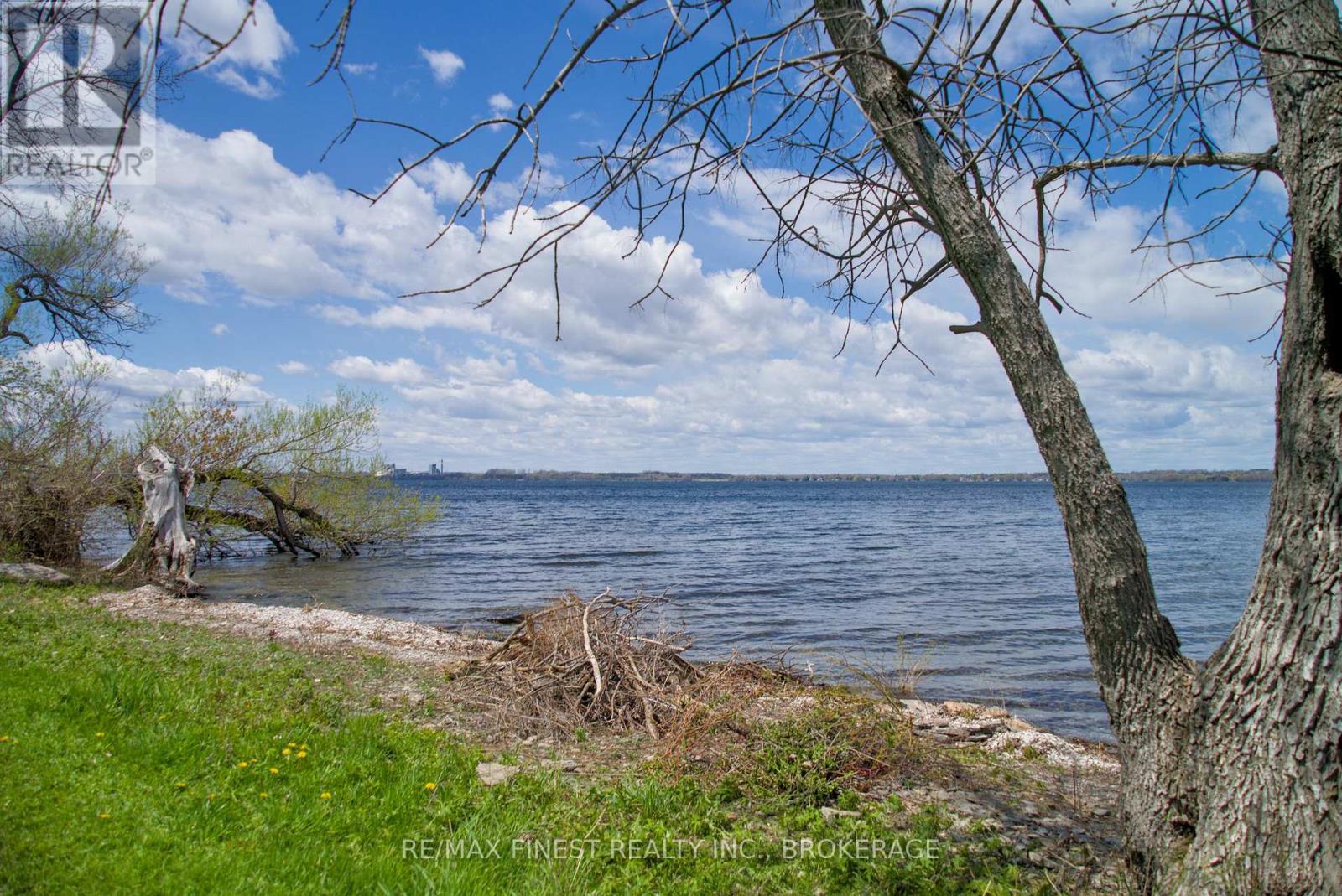 9300 FRONT ROAD - 18