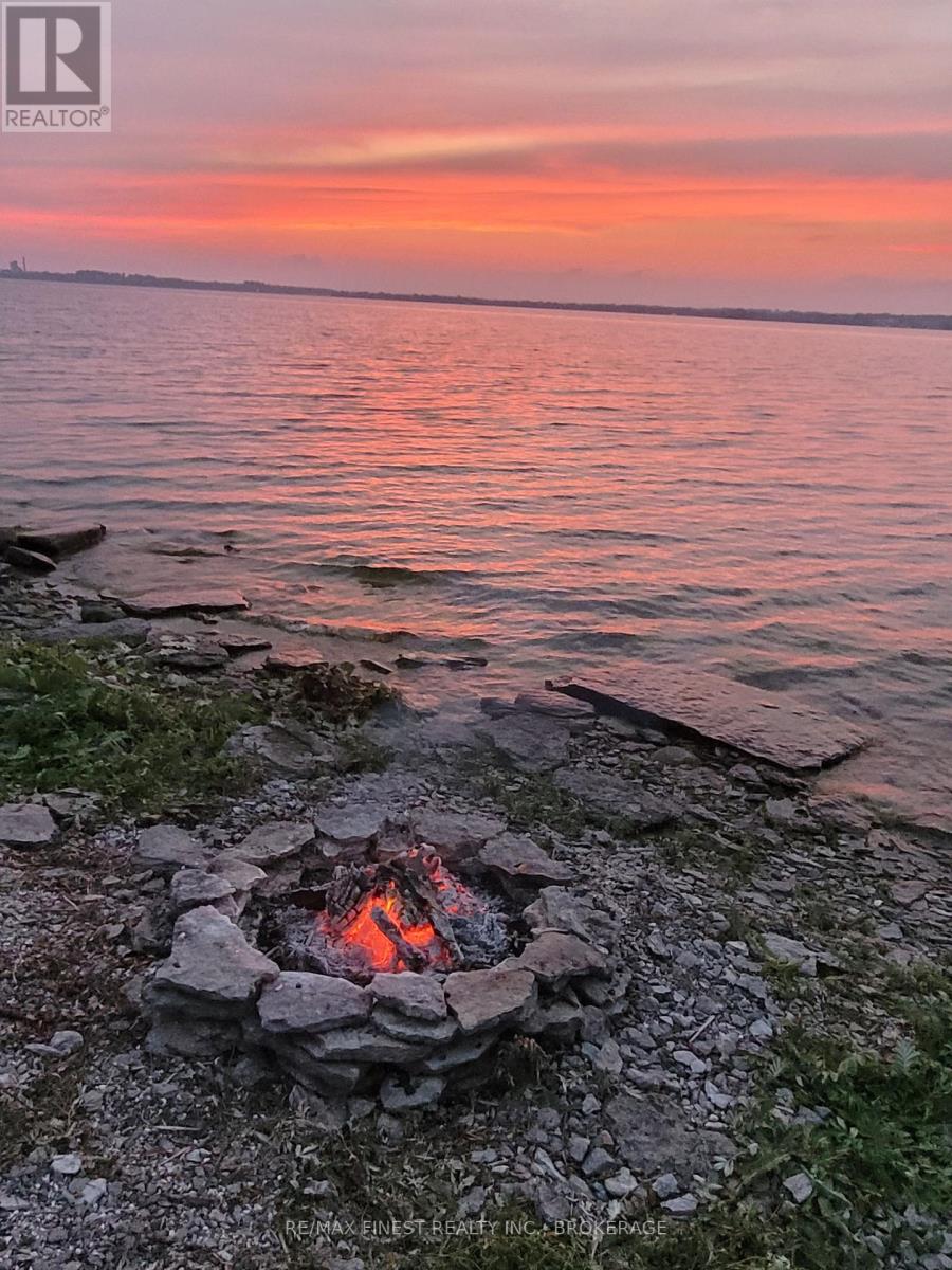 9300 FRONT ROAD - 25