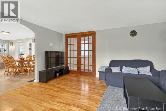 745 Amirault Street - 10