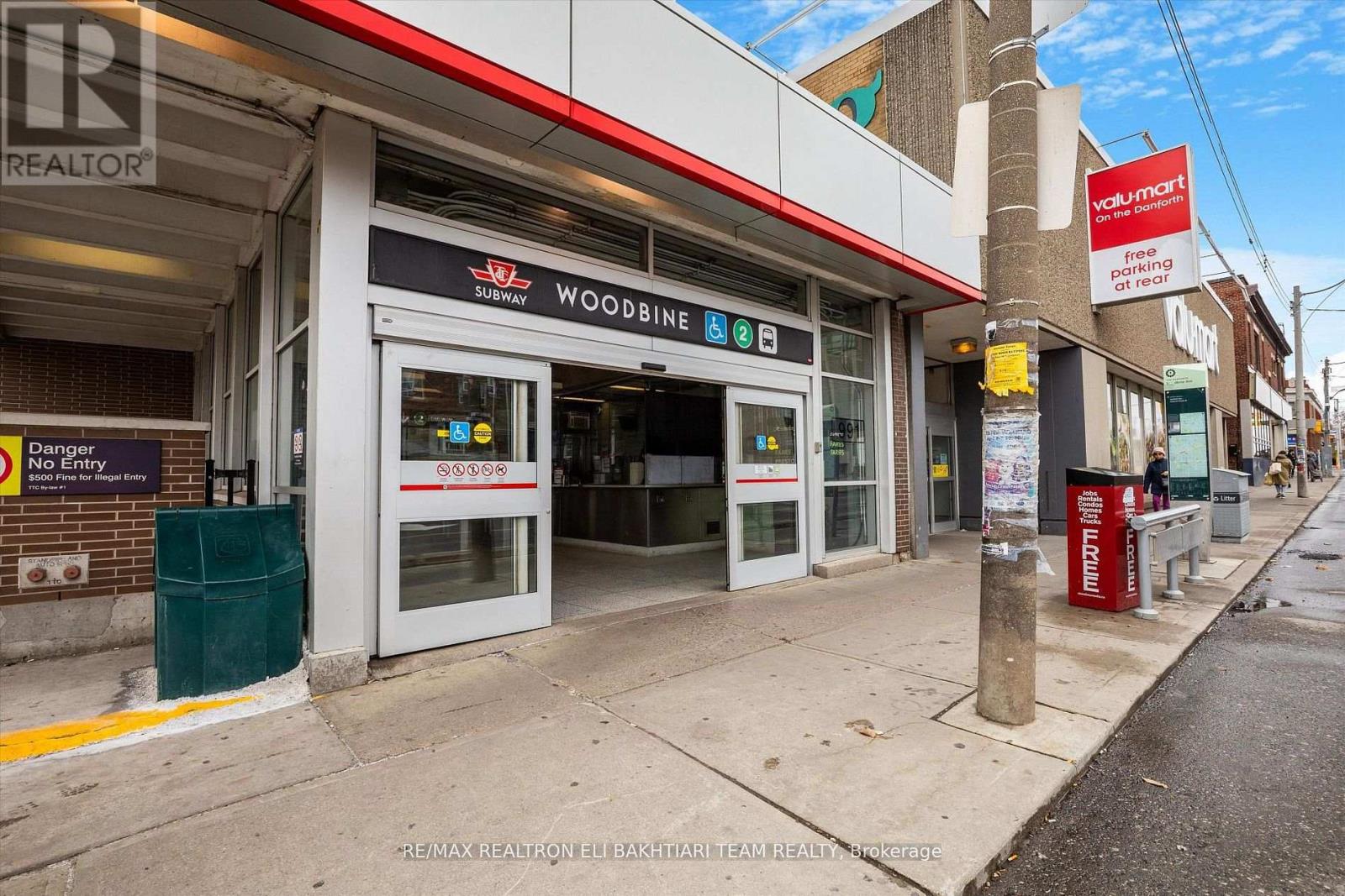 43 KING EDWARD AVENUE - 37