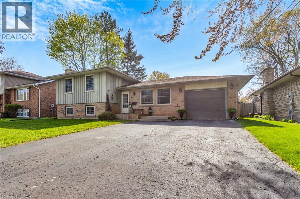 84 TROTTIER Drive, Tillsonburg, Ontario, N4G4R2 — Photo 8
