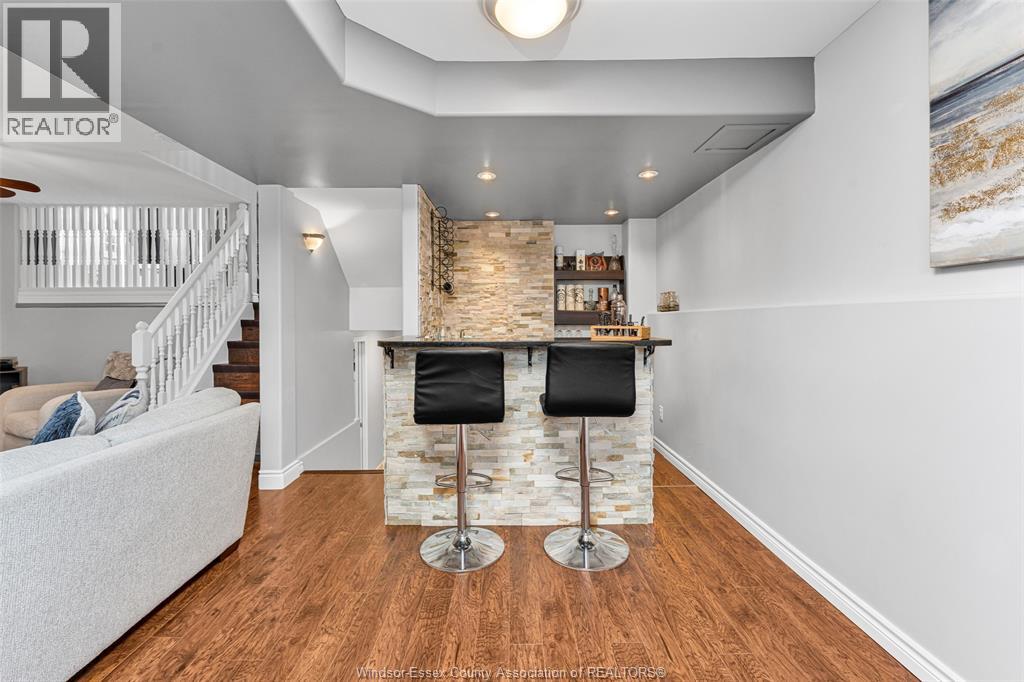 1680 CALDERWOOD - 23