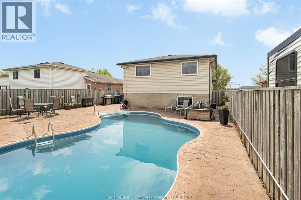 1680 CALDERWOOD - 32