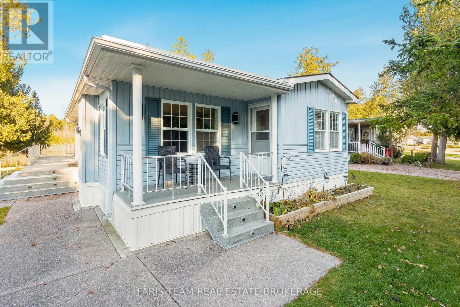 3 ST JAMES PLACE - 1