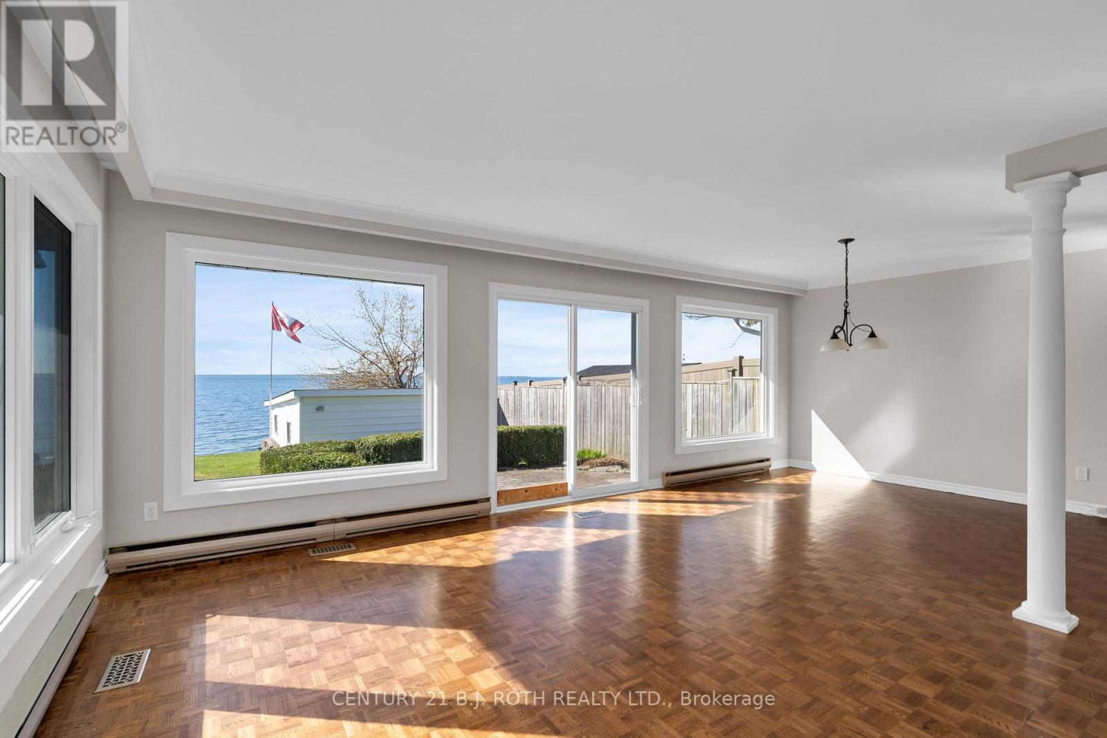 49 LAKESHORE ROAD E - 16