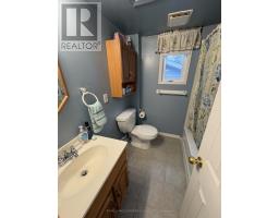 650 Lorne Street W, Laurentian Valley, ON K8A6T6 Photo 25