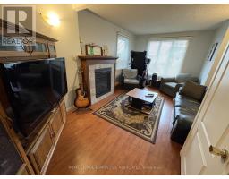 650 Lorne Street W, Laurentian Valley, ON K8A6T6 Photo 12
