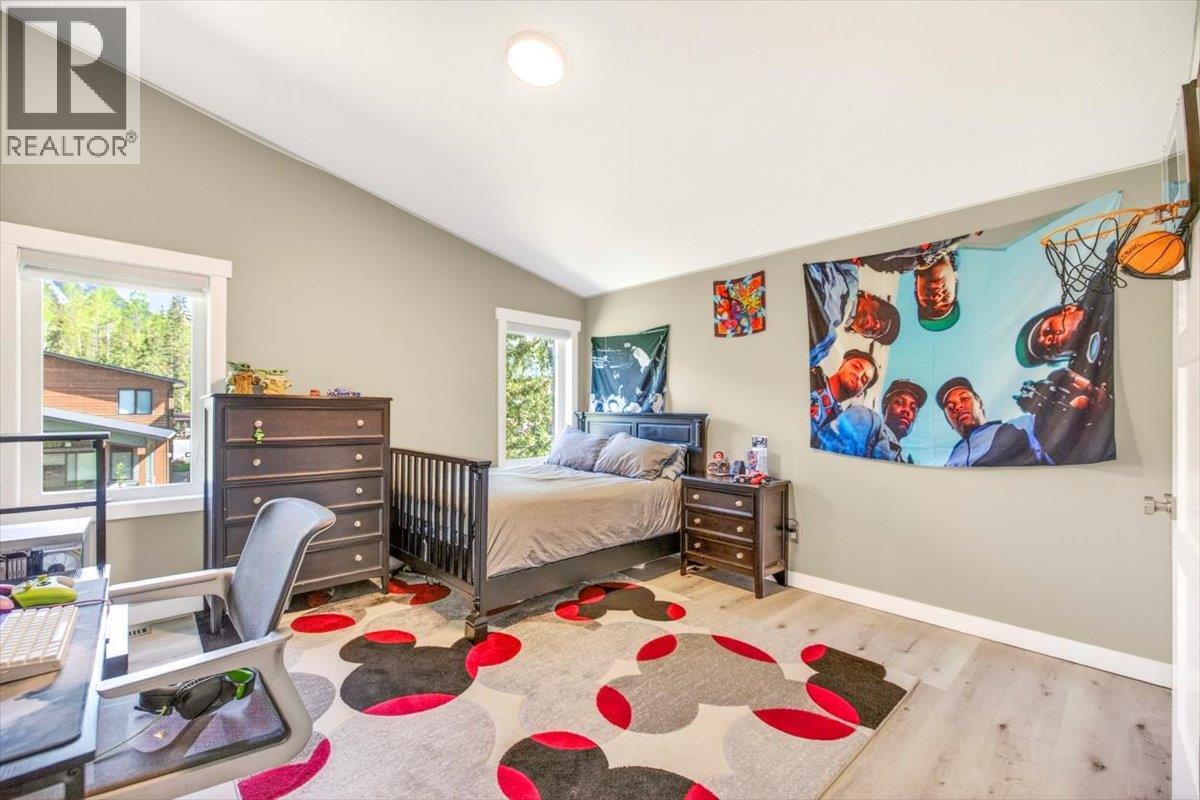 32 Mammoth Drive, Fernie