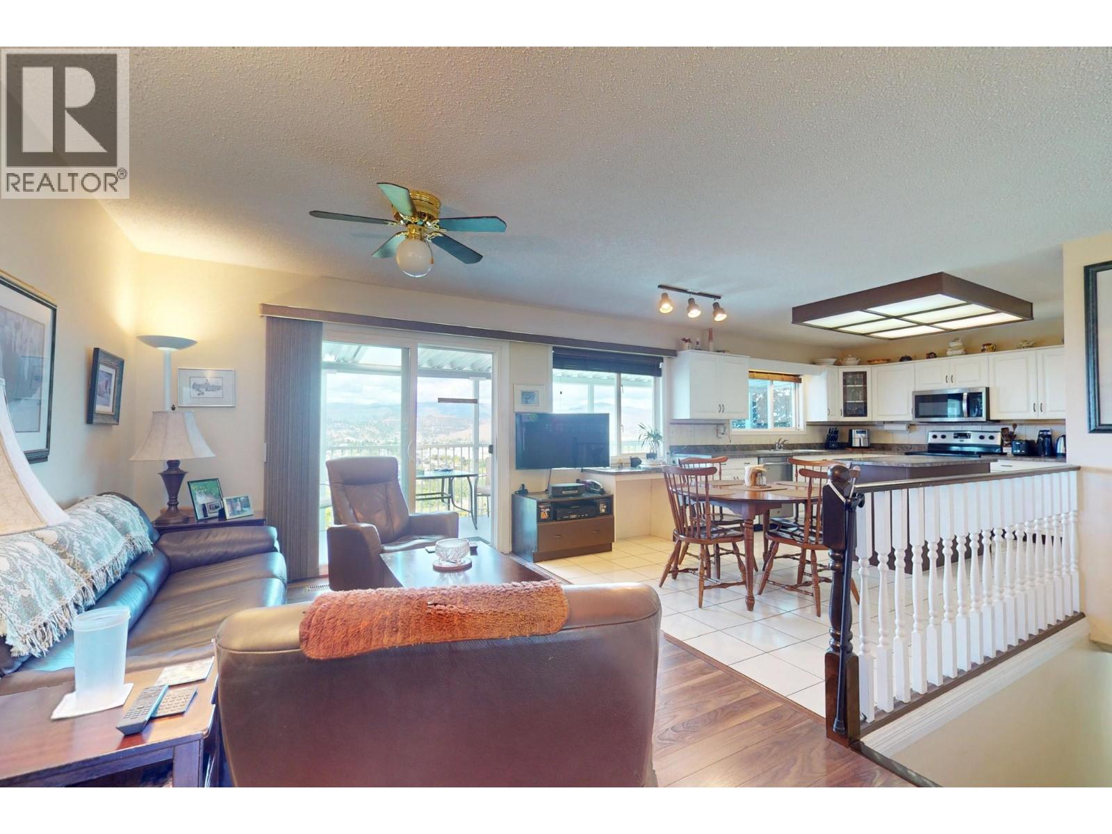 460 El Camino Road - 7