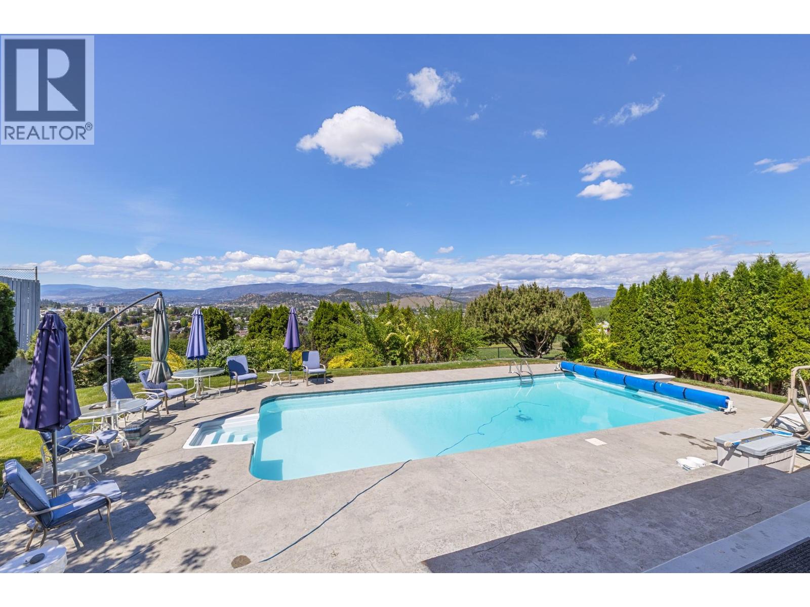 460 El Camino Road - 45