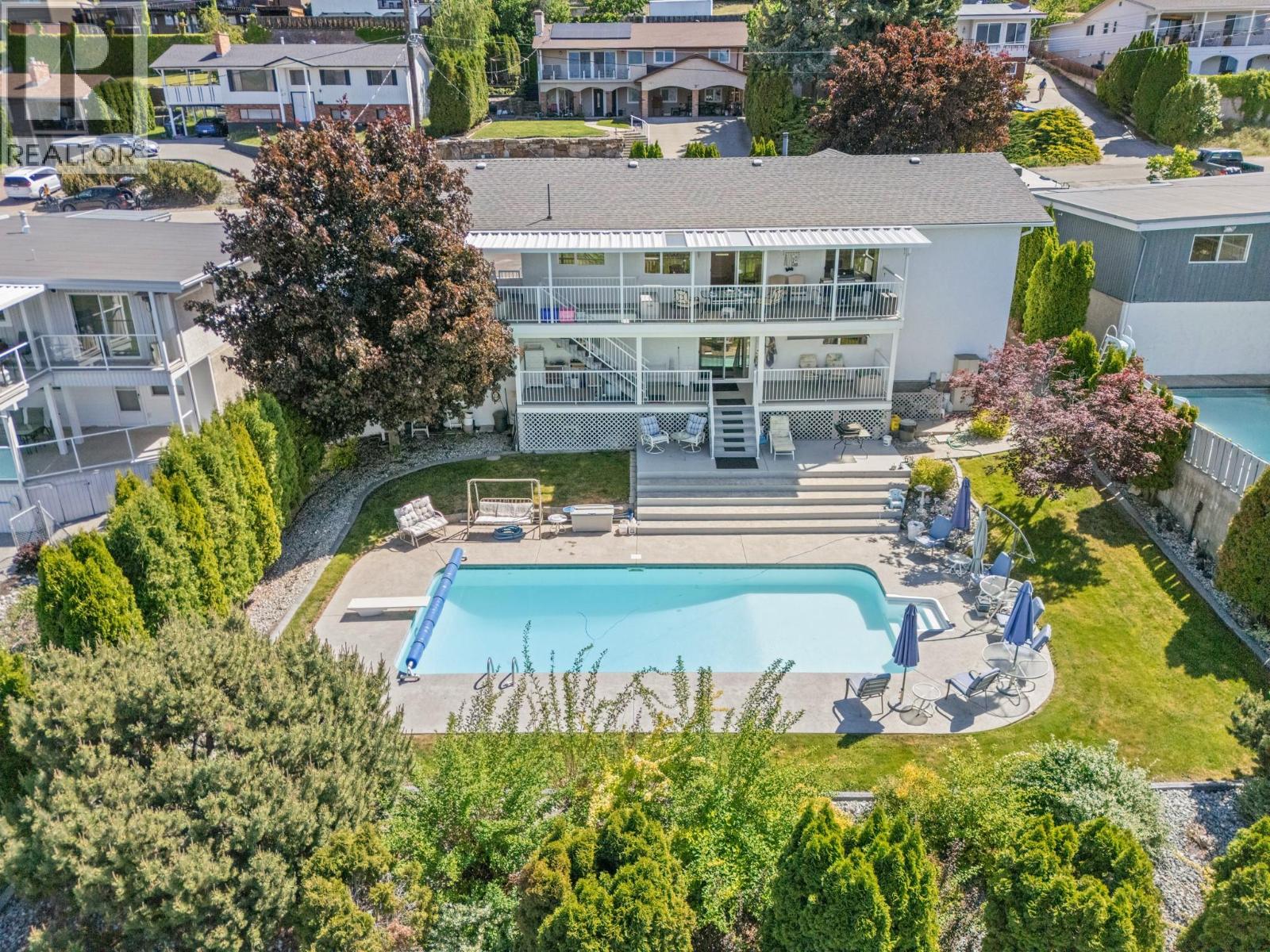 460 El Camino Road, Kelowna
