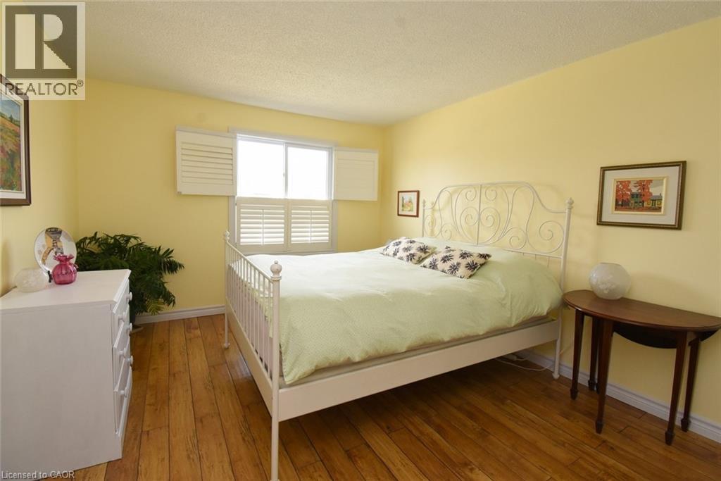 3200 GREENBOUGH Crescent - 31