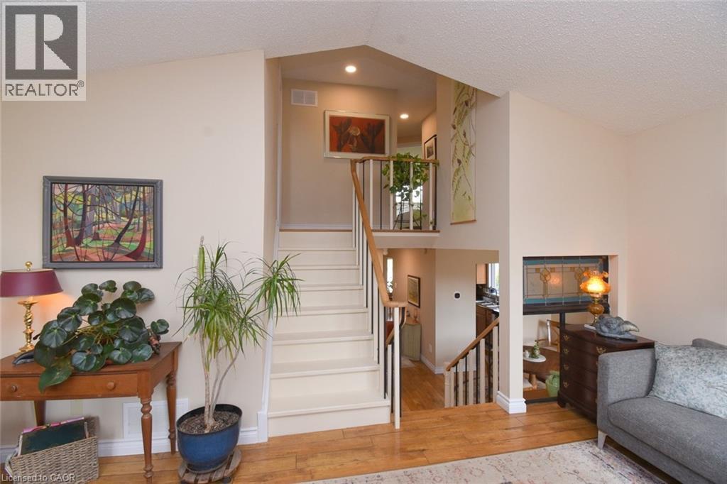 3200 GREENBOUGH Crescent - 23