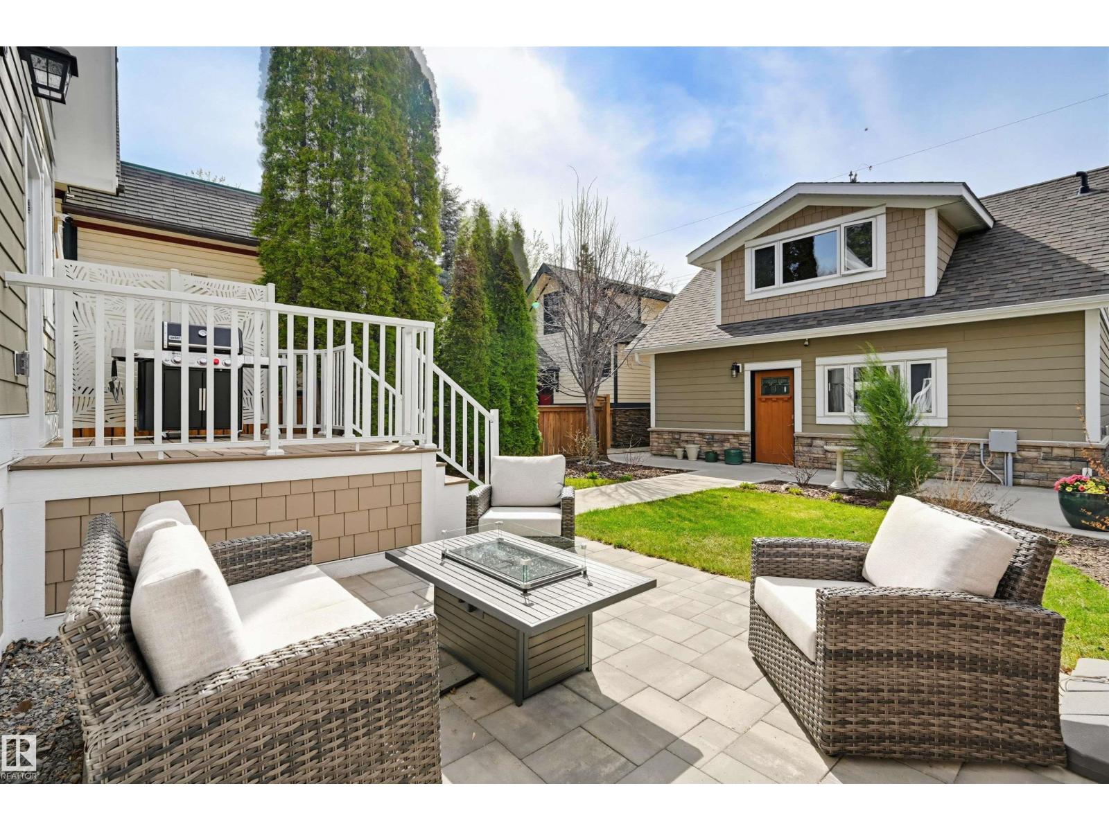 10813 74 AV NW - 46