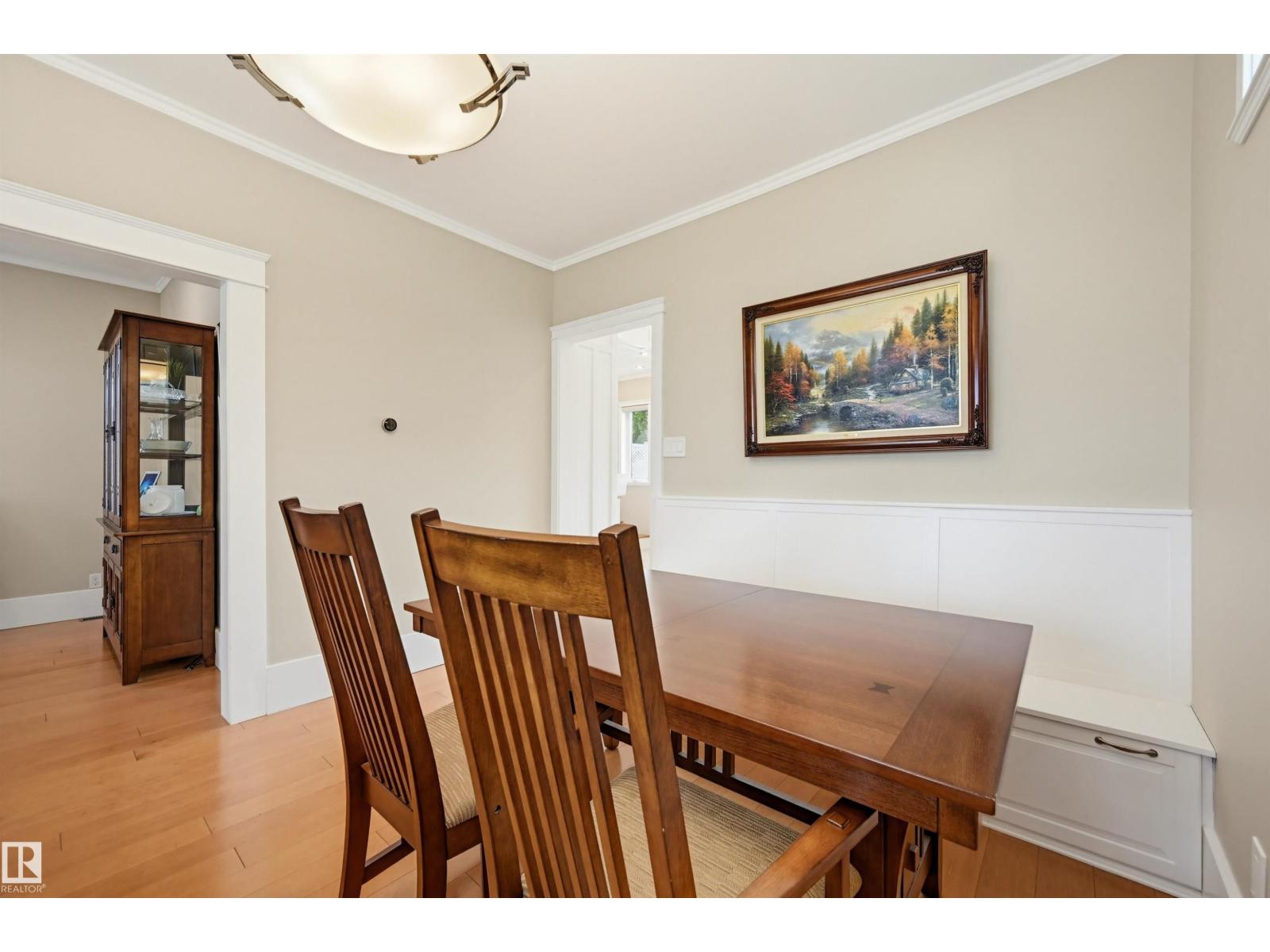 10813 74 AV NW - 16