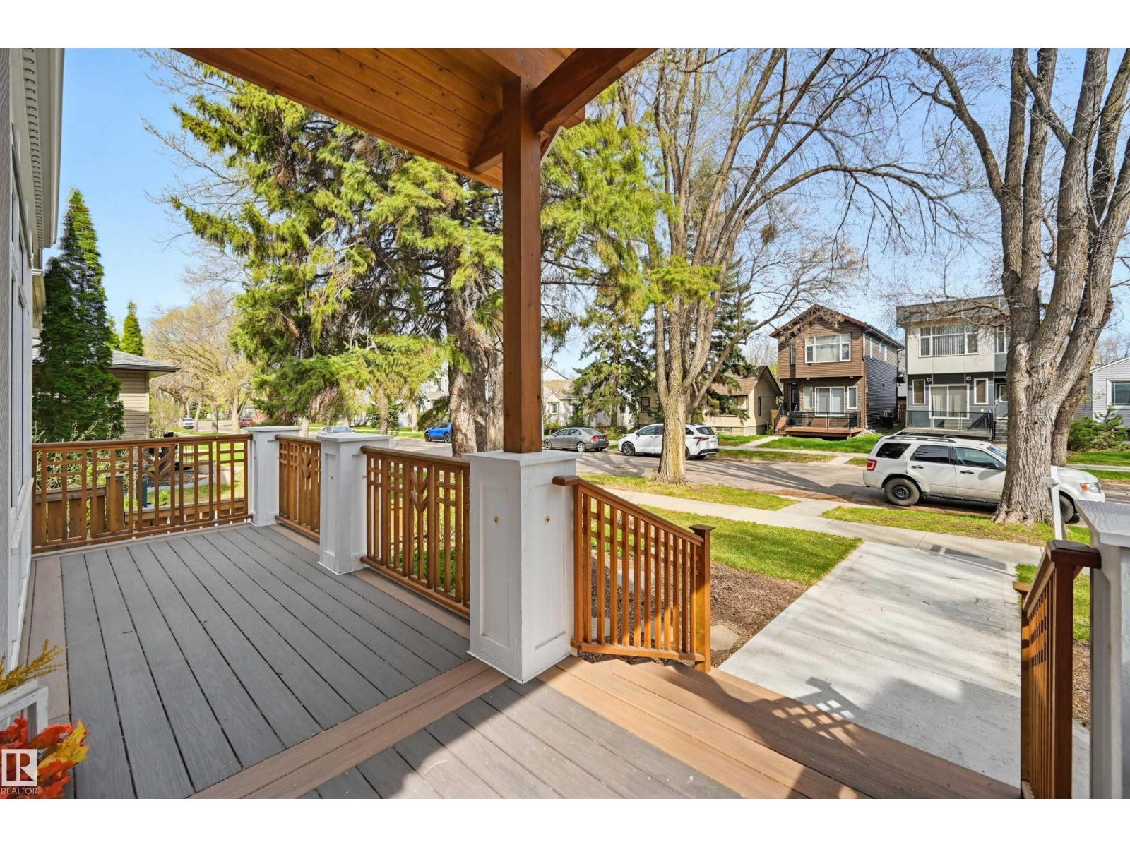10813 74 AV NW - 5