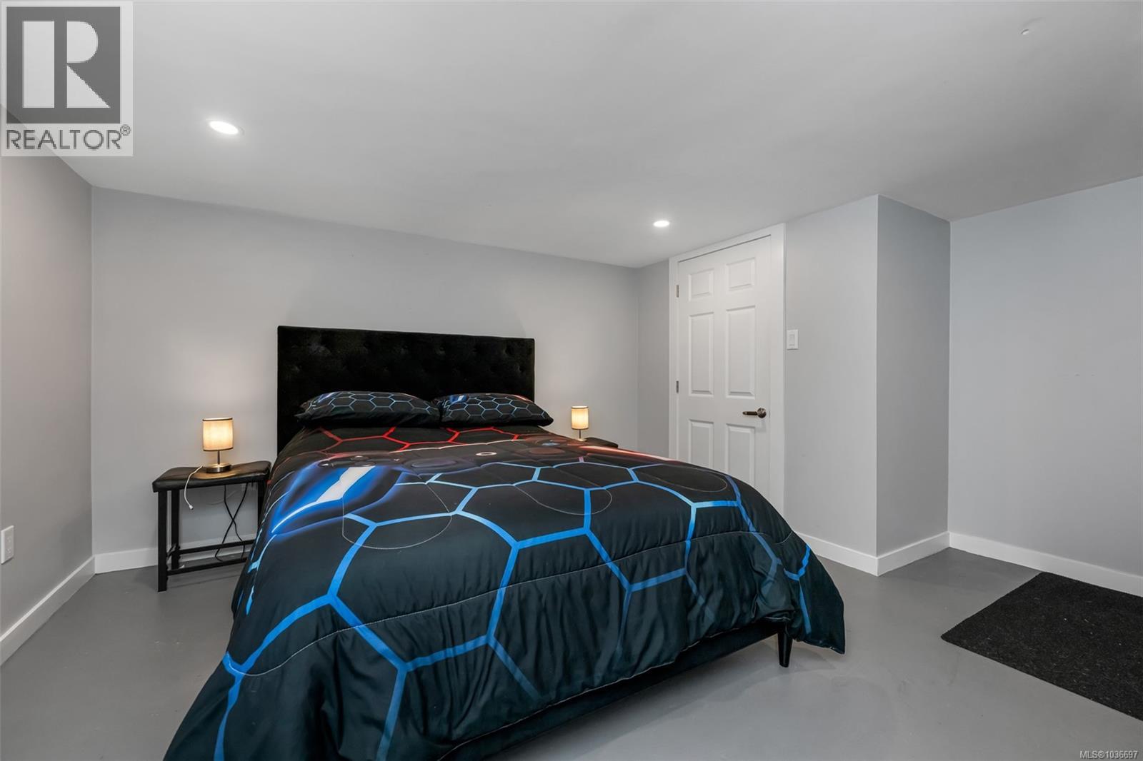 154 MacDonald Rd - 35