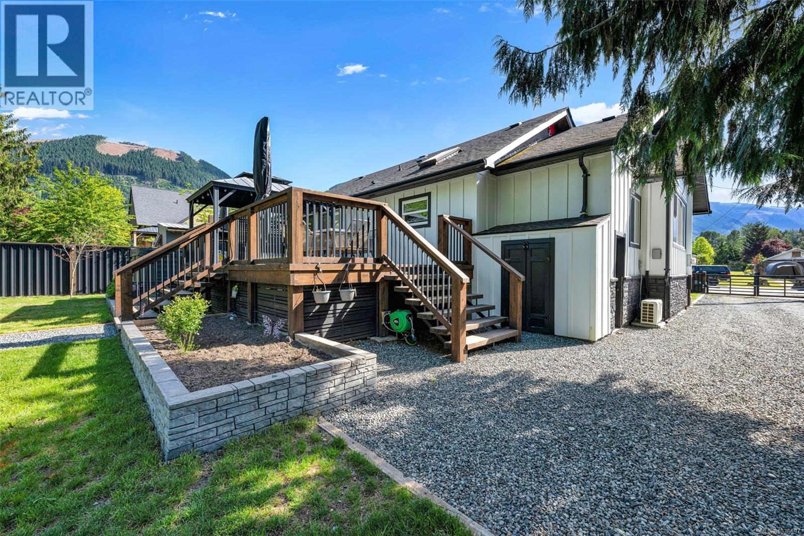 154 MacDonald Rd - 42