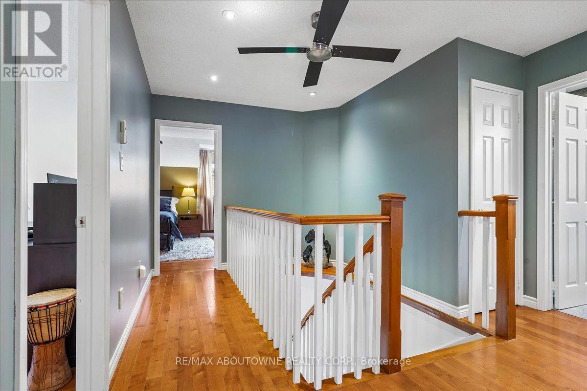 1277 OLD BRIDLE PATH - 12