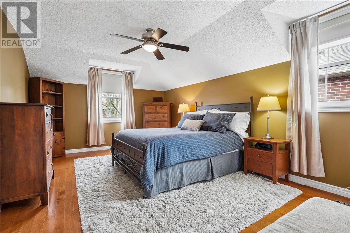 1277 OLD BRIDLE PATH - 13