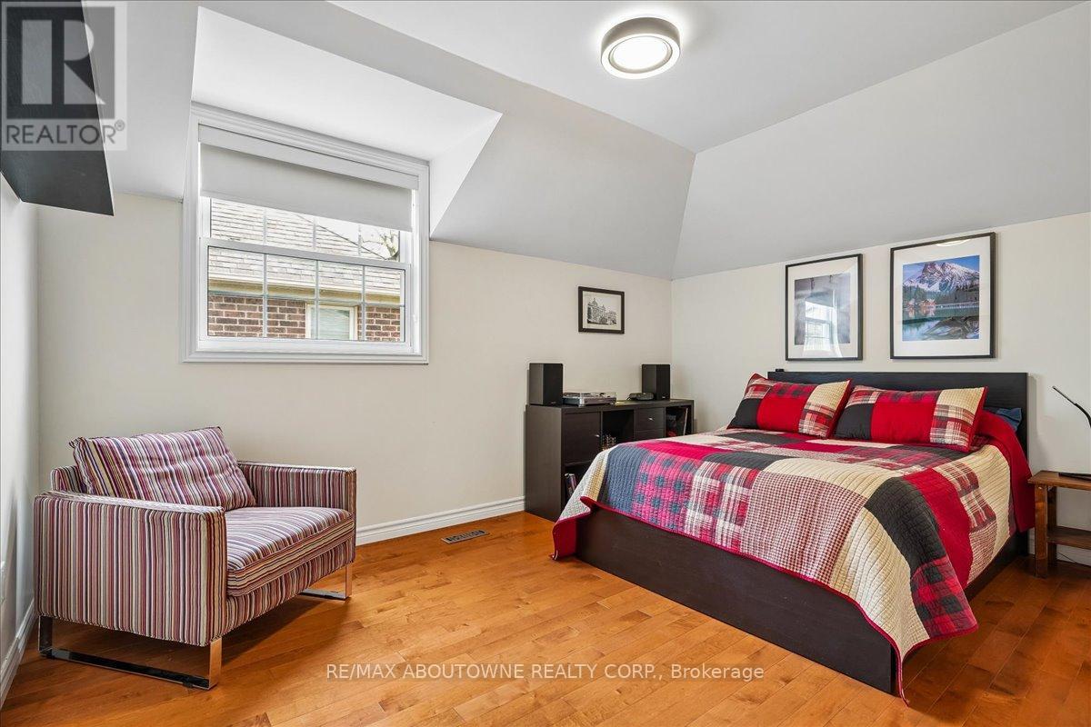 1277 OLD BRIDLE PATH - 19