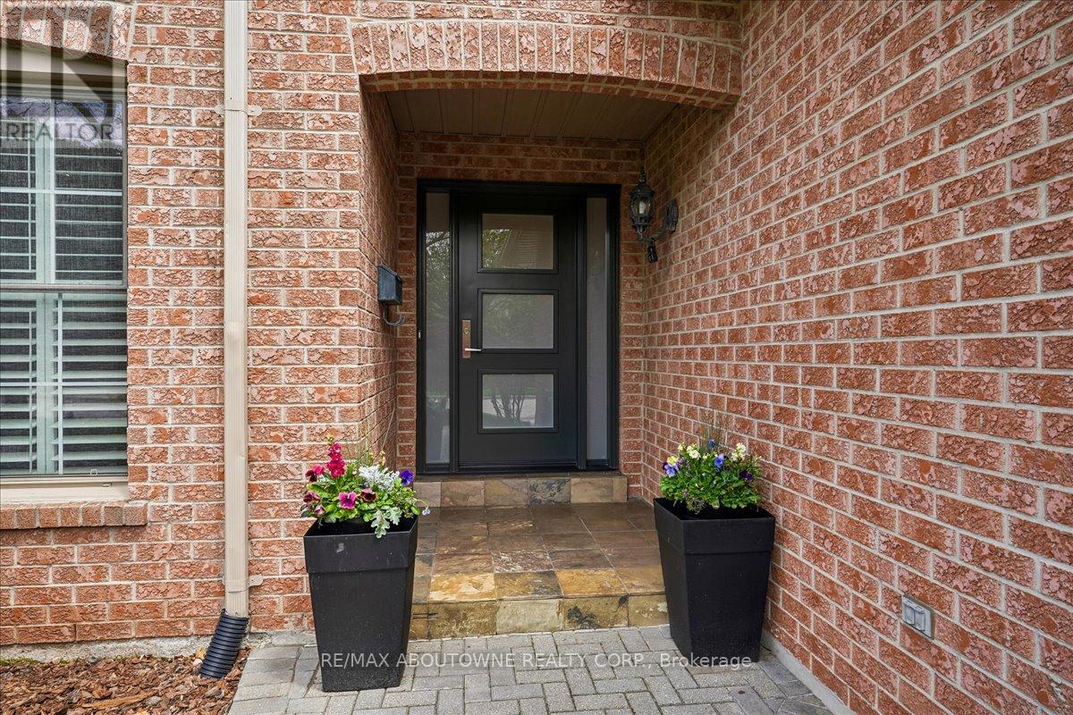1277 OLD BRIDLE PATH - 2
