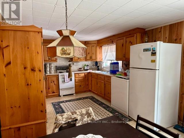 480 KENNEDY DRIVE - 5