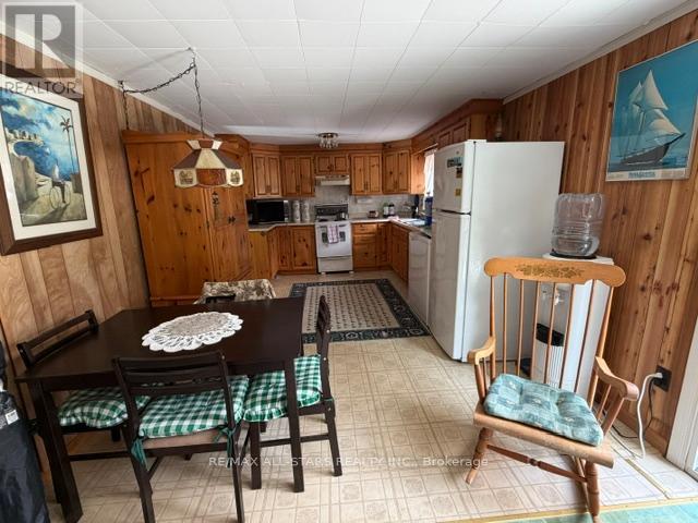 480 KENNEDY DRIVE - 7