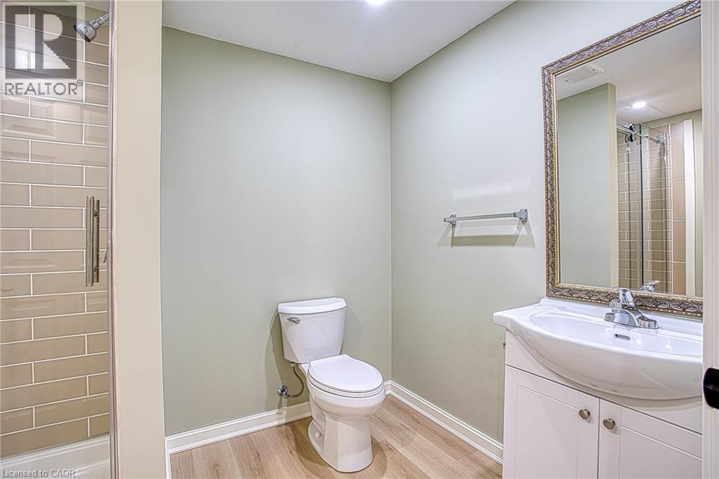 727 BARTON Street - 28