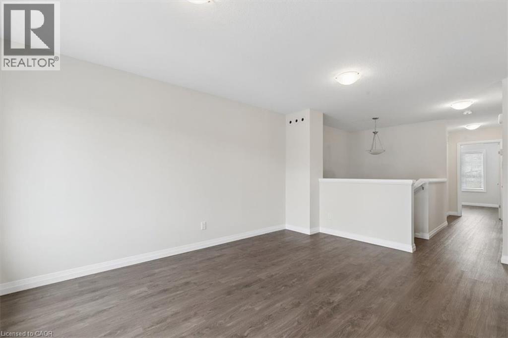 24 MORRISON Road Unit# A13, Kitchener, Ontario, N2A2W7 — Photo 4