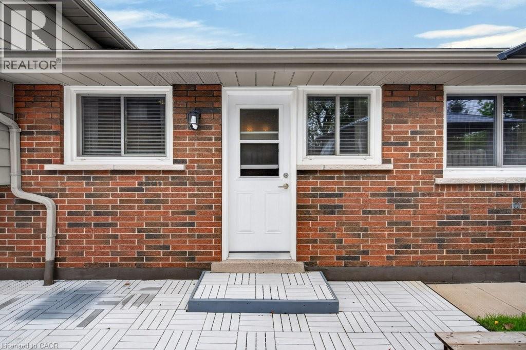 4 CAMELOT Drive, Hamilton, Ontario, L8V2L2 — Photo 39