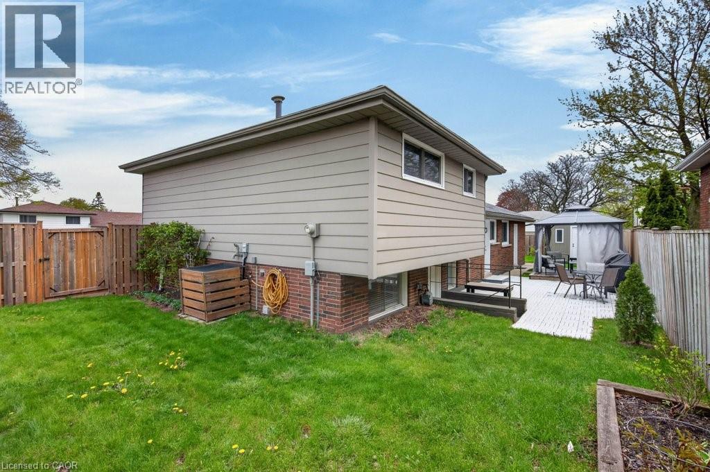 4 CAMELOT Drive, Hamilton, Ontario, L8V2L2 — Photo 49